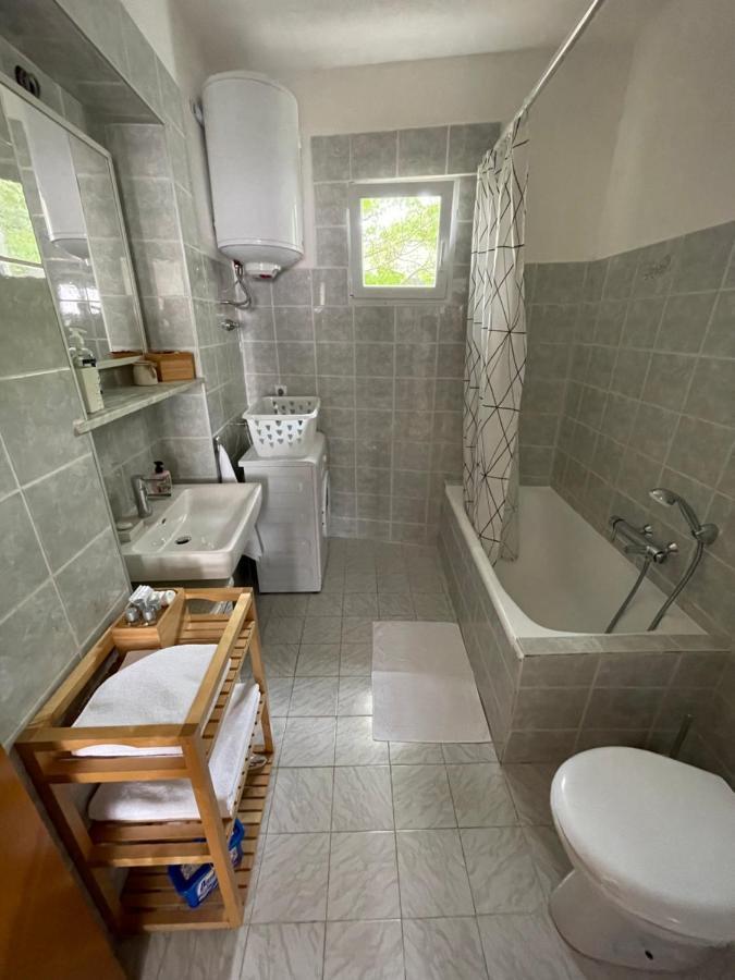 Holiday Home Cesarica Karlobag Exteriér fotografie